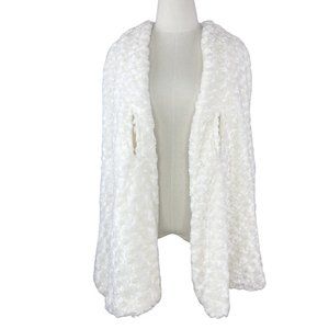 Vintage Handmade Rosette Faux Fur White Cape